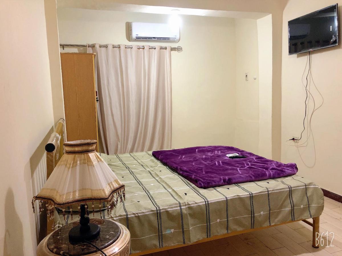 Apartment Near Abdeen Palace & Museum Kairo Exteriör bild